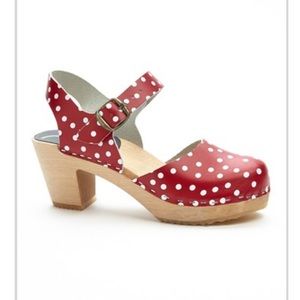 NWOT Cape Clogs Red Polka Dot Clogs